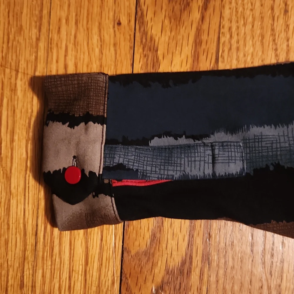 😍😍 Like new! Rmo & Jul swing dress 3/4 sleeve red, blue, brown, tan size small - Picture 5 of 7